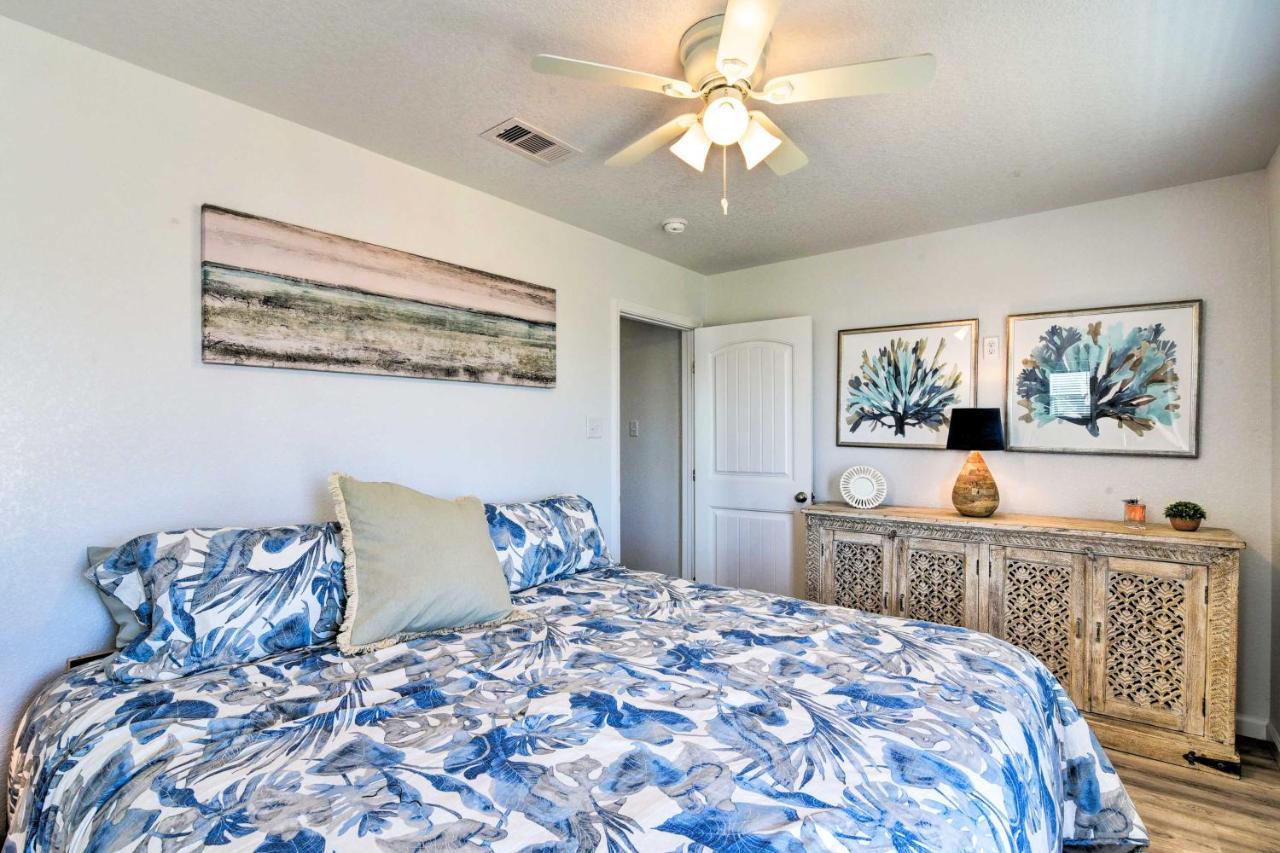 Coastal Surfside Beach House Walk To The Ocean! エクステリア 写真